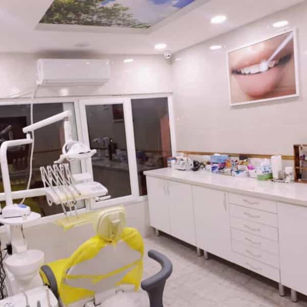 عکس مطب دندانپزشکی دکتر سمیرا فراشاهیان در باغ تخت شیراز