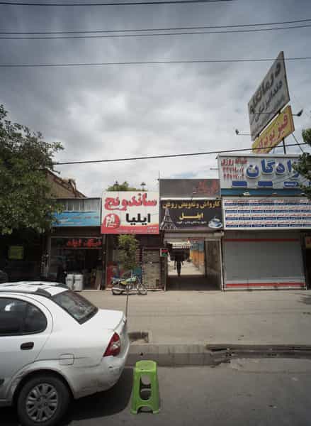 عکس کارواش و تعویض روغن ایفل در موعود مشهد