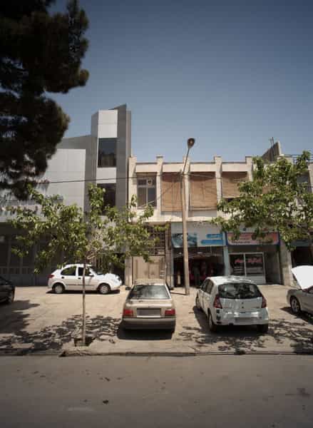 عکس شستشوی داخل اتومبیل وحید در امام خمینی مشهد