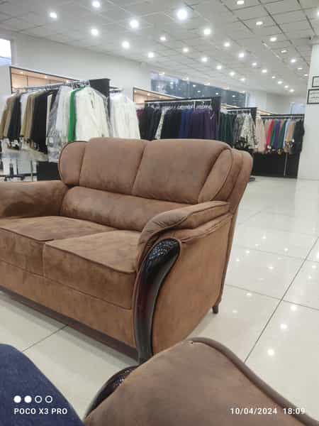 عکس فروشگاه لباس زنانه تکتاز شعبه ۲ در تپه تلویزیون شیراز