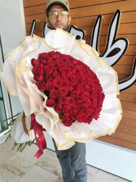 عکس گل فروشی هدیه در ریشمک شیراز