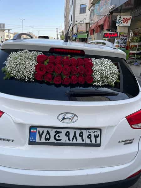 عکس گل فروشی هدیه در ریشمک شیراز