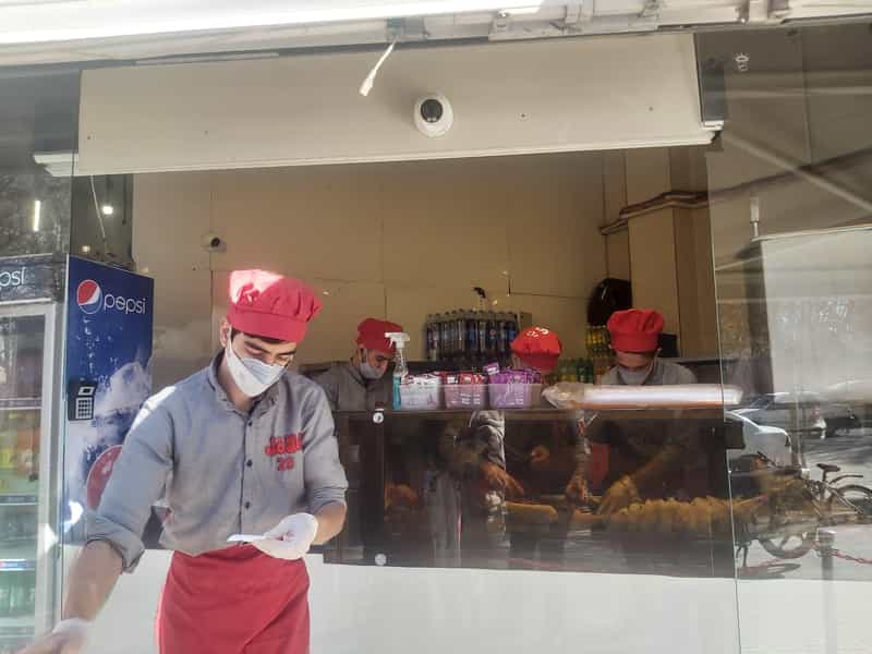 عکس ساندویچ بیست در پا قلعه اصفهان