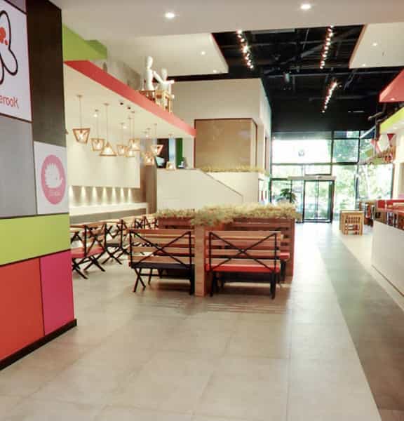 عکس پرپروک در پاسداران تهران