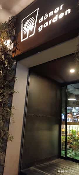 عکس فست فود دونر گاردن پاسداران در پاسداران تهران