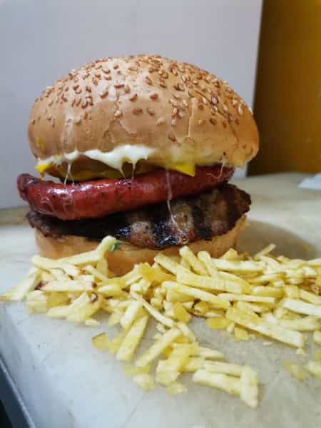 عکس فست فود استارفود در حسین آباد اصفهان