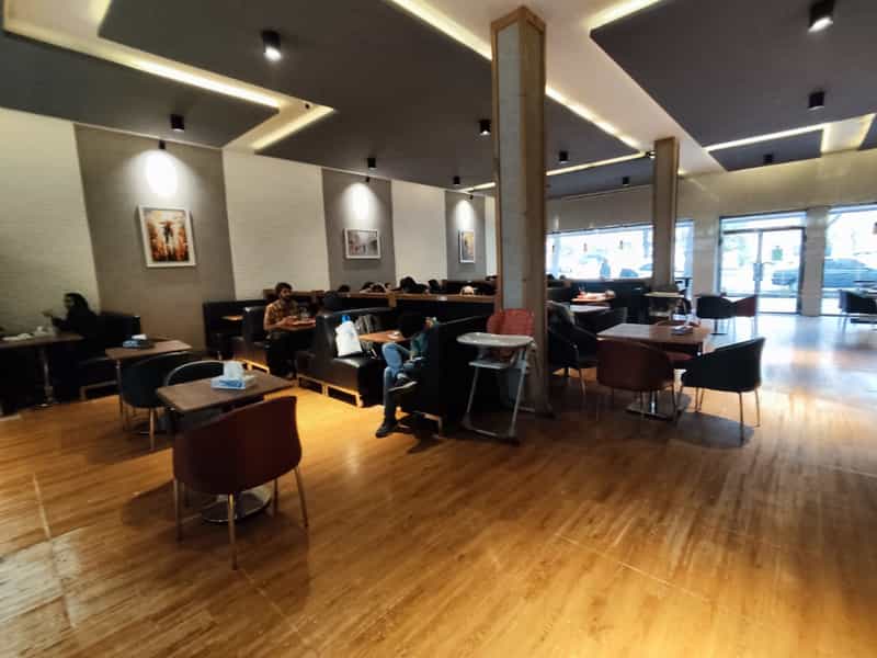 عکس ویسلند در دانشگاه تهران تهران