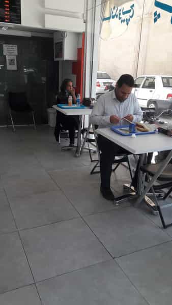 عکس پرنده آبی شعبه فلسطین در سینما سعدی شیراز