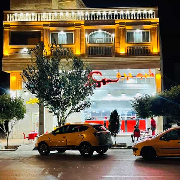 عکس فست فود شب چره در شاه قلی بیگی شیراز
