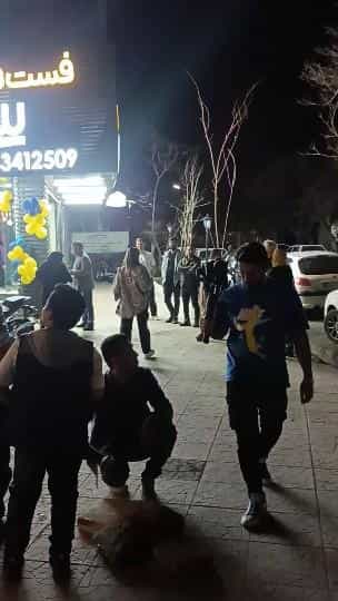 عکس کافه فست فود سه تایی در فاز دو مهرشهر کرج