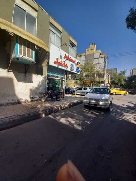 عکس فست فود رمانتیک در مقدم مشهد