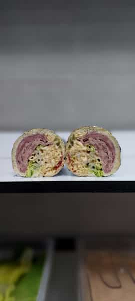 عکس ساندویچ سرد سردویچ در استاد یوسفی مشهد