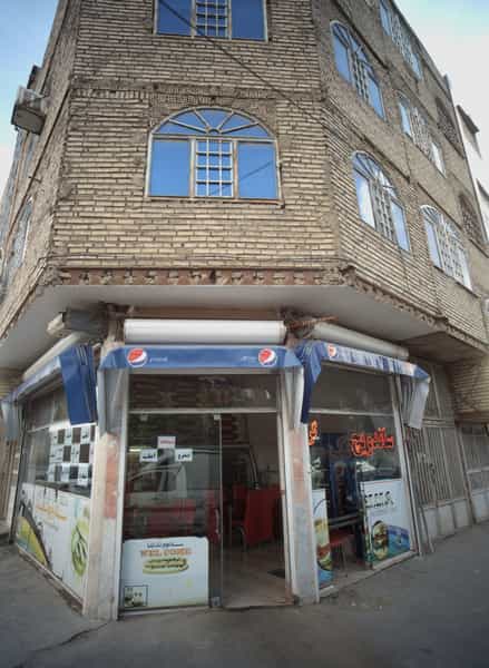 عکس ساندویچ تک ایلیا در کشاورز مشهد