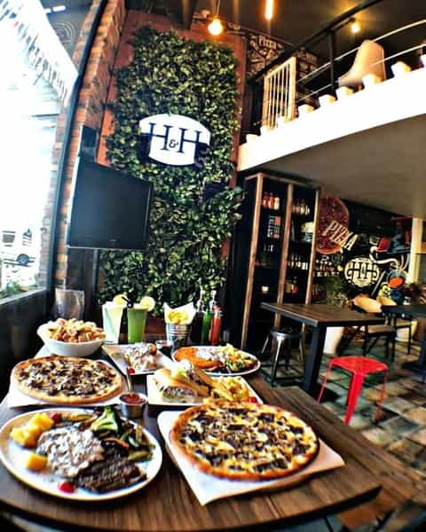 عکس فست فود اچ اند اچ کوی نصر تهران