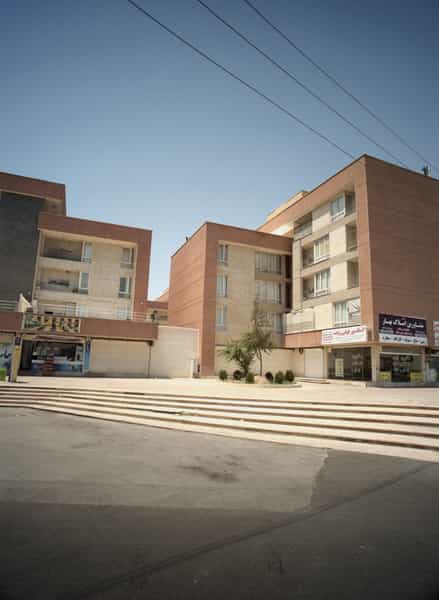 عکس آسانسور فیضی زاده در صاحب الزمان تهران