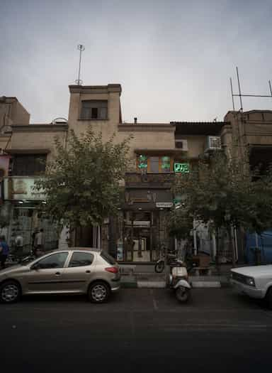 فروشگاه قفل و دستگیره افرا در شیخ هادی تهران