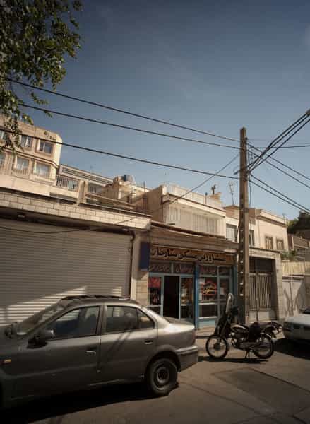 عکس مشاورین مسکن ستارخان در امامزاده عبدالله تهران