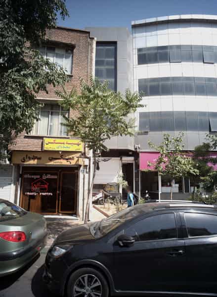 عکس مسکن سجده ای در نظام آباد تهران