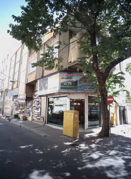 عکس مشاورین املاک بهشت برین در مهرآباد جنوبی تهران
