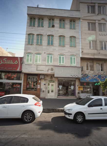 عکس مشاور املاک امپراطور در ابوذر تهران