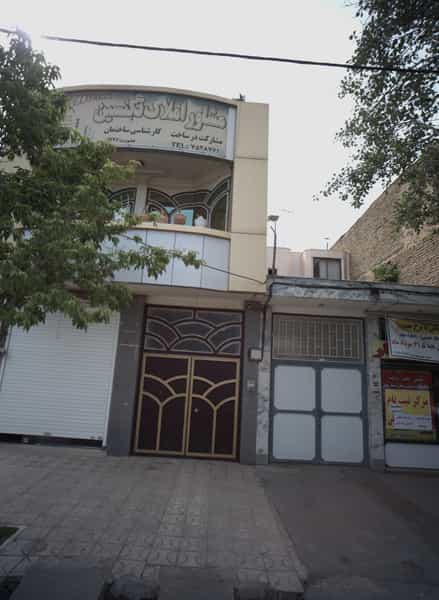 عکس مشاور املاک تکنسین در ایثارگران مشهد
