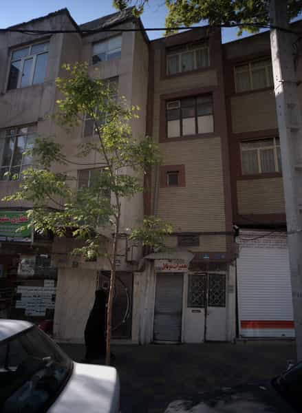 عکس تعمیرات موبایل در هاشمی تهران
