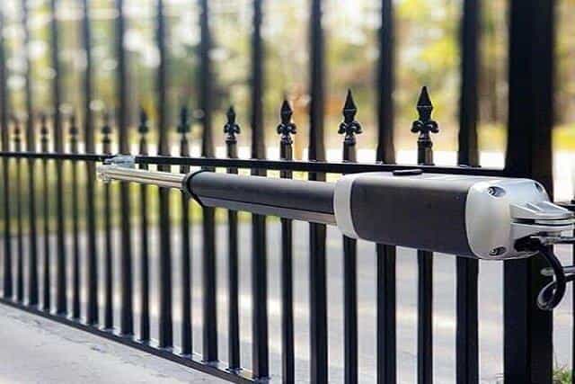 عکس سرویس دُر تعمیرات درب های اتوماتیک در هاشمی تهران