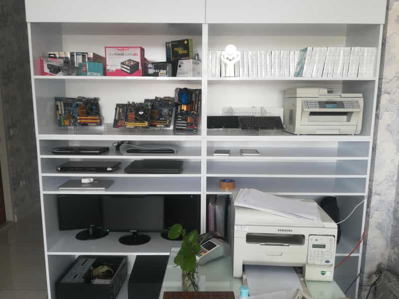 عکس لایک سرویس در کاظم آباد تهران