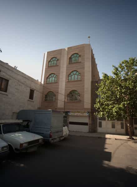 عکس مشاور املاک ارجمند در هدایت مشهد