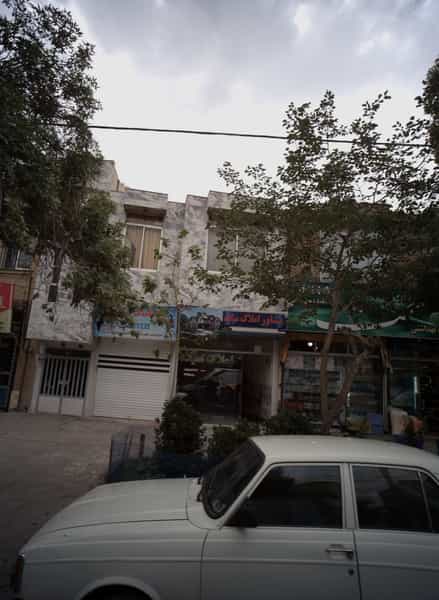 عکس مشاور املاک میلاد در شهید مطهری مشهد