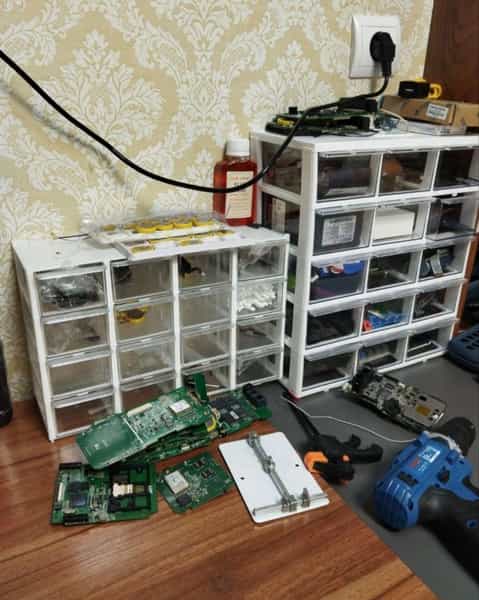 عکس تعمییرات دستگاه کارتخوان حسن‌نژاد در حسین آباد کرج