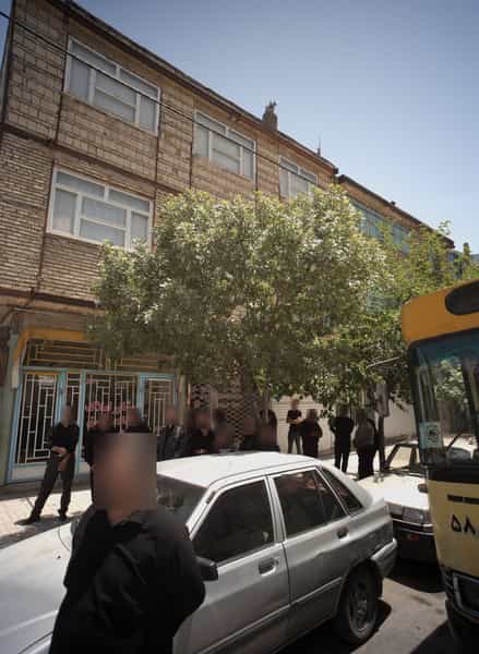 عکس مشاور املاک در انقلاب مشهد