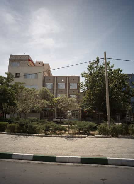 عکس مشاور املاک درخشان در انقلاب مشهد