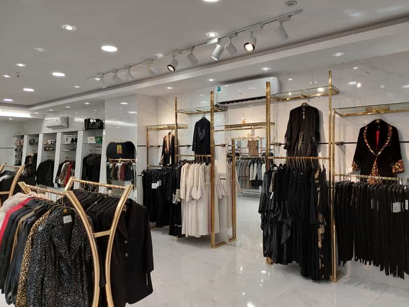 عکس مانتو میرداماد در خانه اصفهان اصفهان