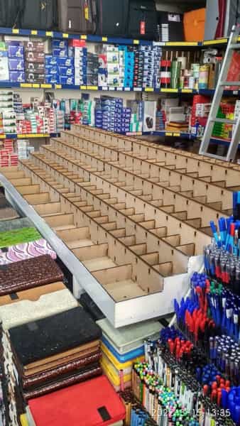 عکس حک و برش لیزری شیده (اصفهان) در پا قلعه اصفهان