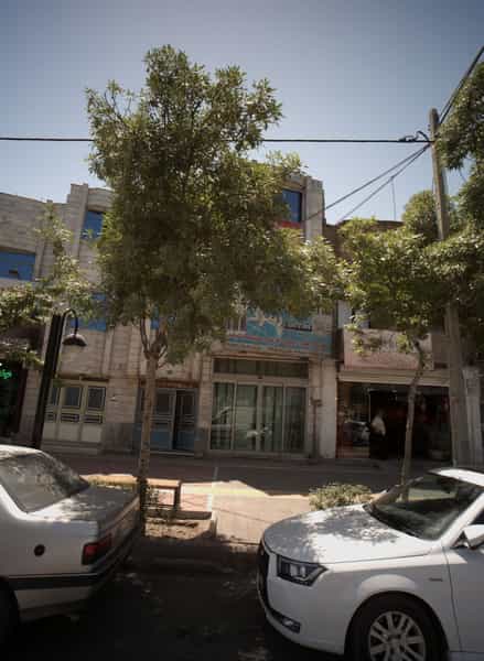 عکس شیشه زمرد در حضرت ابوطالب مشهد