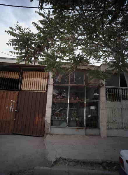 عکس شیشه چی در شهید مطهری مشهد