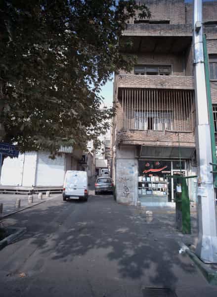 عکس شیشه بری در نصرت تهران
