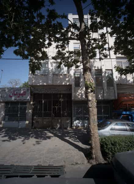 عکس کارگاه درب و پنجره سازی اطمینان رضائیان در امام خمینی مشهد