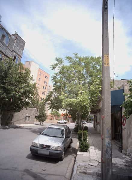 عکس نجاری در آب و برق مشهد