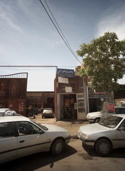 عکس تراشکاری و جوشکاری برادران حسینی در رباط مشهد