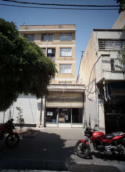 عکس فروشگاه شیشه بری در ارامنه تهران