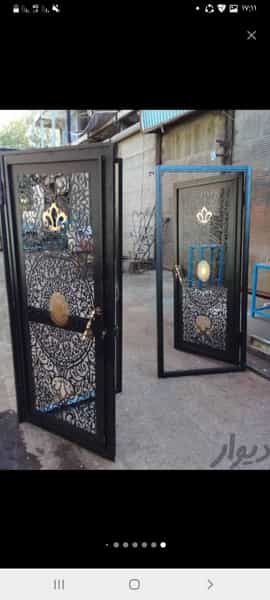 عکس کارگاه درب لیزری میرزائی در شهید کاظمی تهران