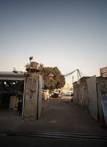 عکس کارگاه مبل سازی در صاحب الزمان تهران