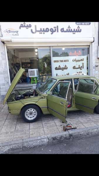 عکس شیشه اتومبیل طلایی(میثم) در فاز سه گوهردشت کرج
