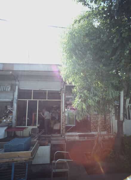 عکس جمع آوری ضایعات پلاستیکی در مینابی تهران