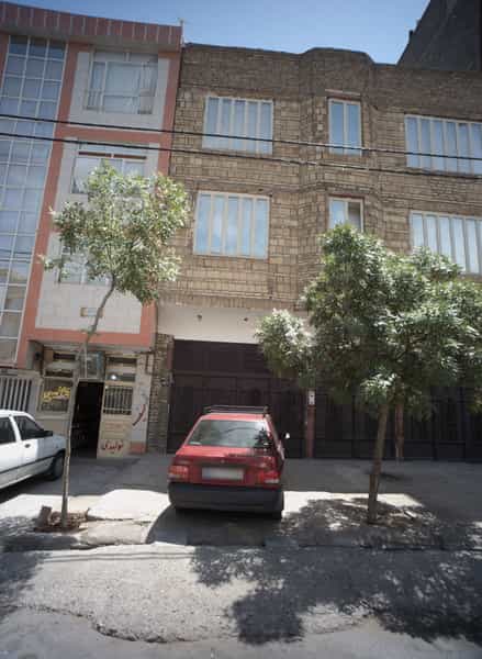 عکس تولیدی کیف در انقلاب مشهد