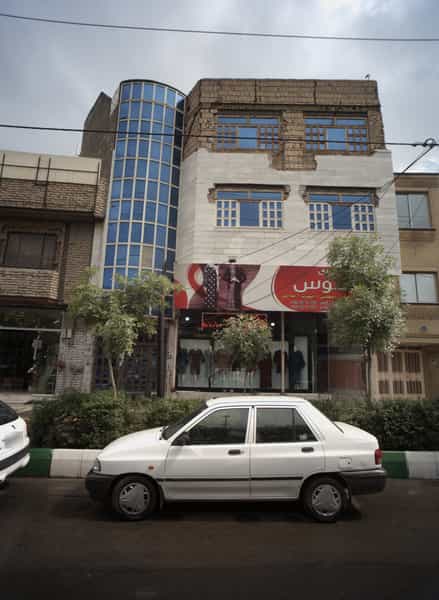 عکس تولید پوشاک طوس در حسین آباد مشهد