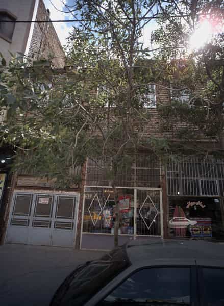 عکس فروشگاه پوشاک و لوازم بهداشتی در چهنو مشهد