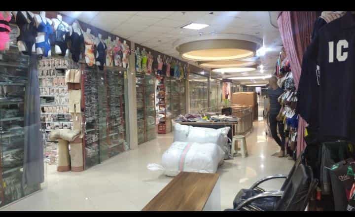 عکس پخش لباس زیر توحید ( برادران بهادری ) در هفده شهریور مشهد